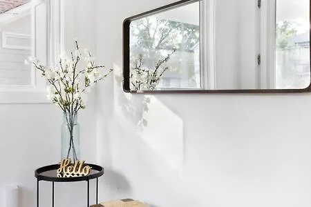 ナッシュビル The Hadley House - Cozy Porch & Fenced In Backyardヴィラ 0*,