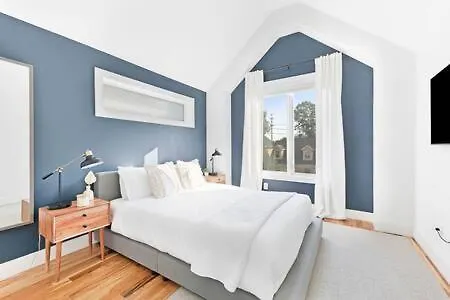 ナッシュビル The Hadley House - Cozy Porch & Fenced In Backyardヴィラ 米国