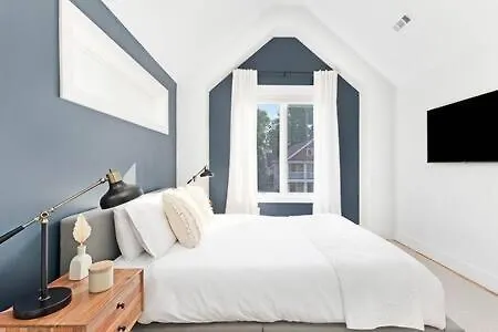 ナッシュビル The Hadley House - Cozy Porch & Fenced In Backyardヴィラ 別荘